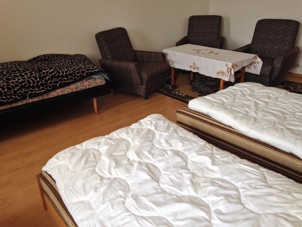 Petra Apartmanok Velem Δωμάτιο φωτογραφία